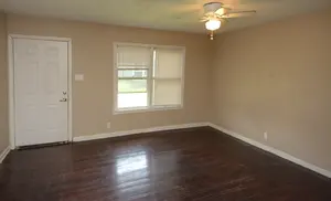 2 Bedroom, 1 Bathroom