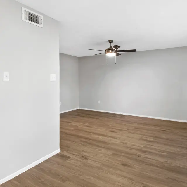 Crossings at Bell - Floor, Flooring, Ceiling Fan