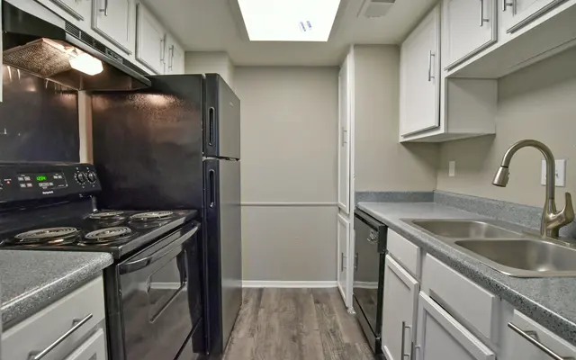 Metro at 1515 - Kitchen, Indoors, Sink Faucet