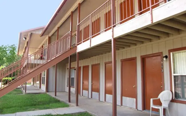 Northside Villas - Building