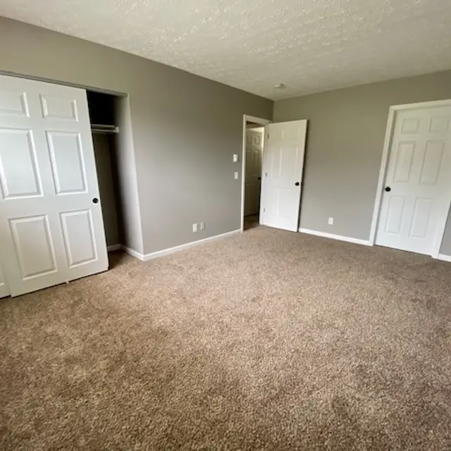 6300 Cheviot - Floor, Flooring, Corner