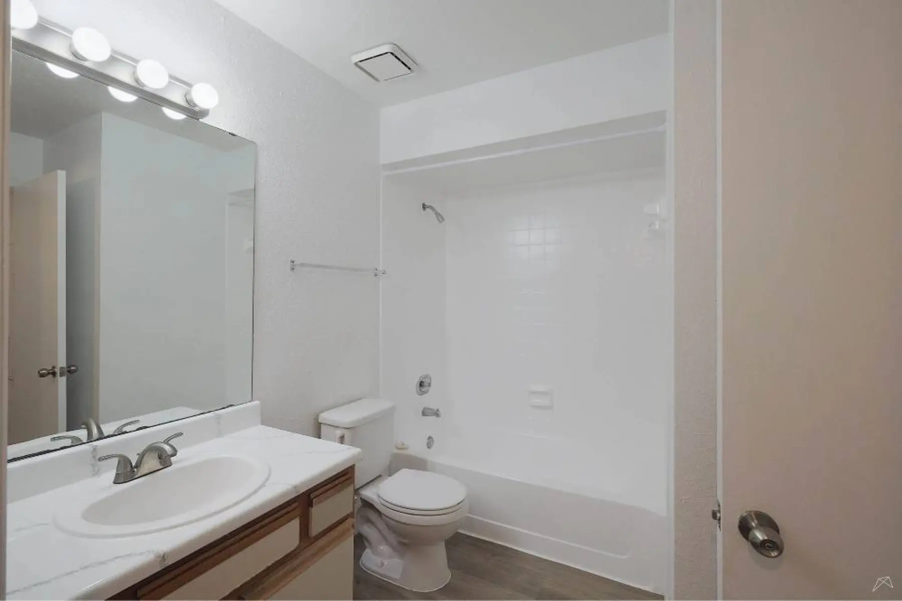 p2527064_Lexington_Hills_2bed_2bath_A_14_2_FloorPlan.jpg