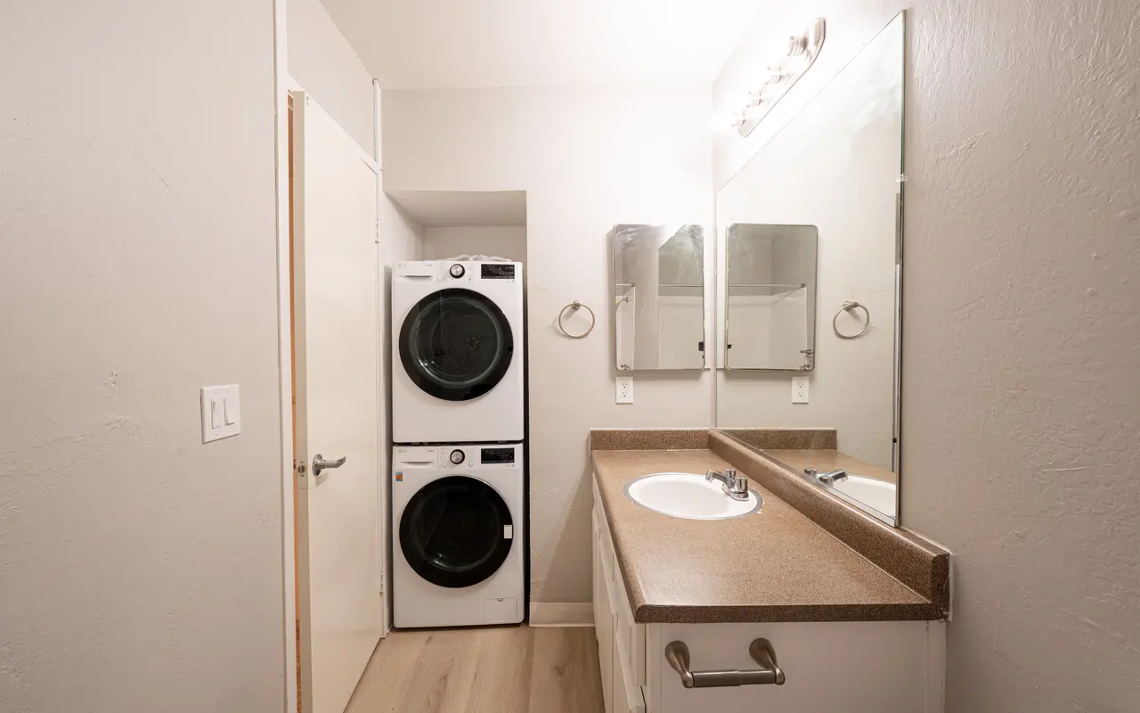 2712 E Street - Appliance, Device, Electrical Device