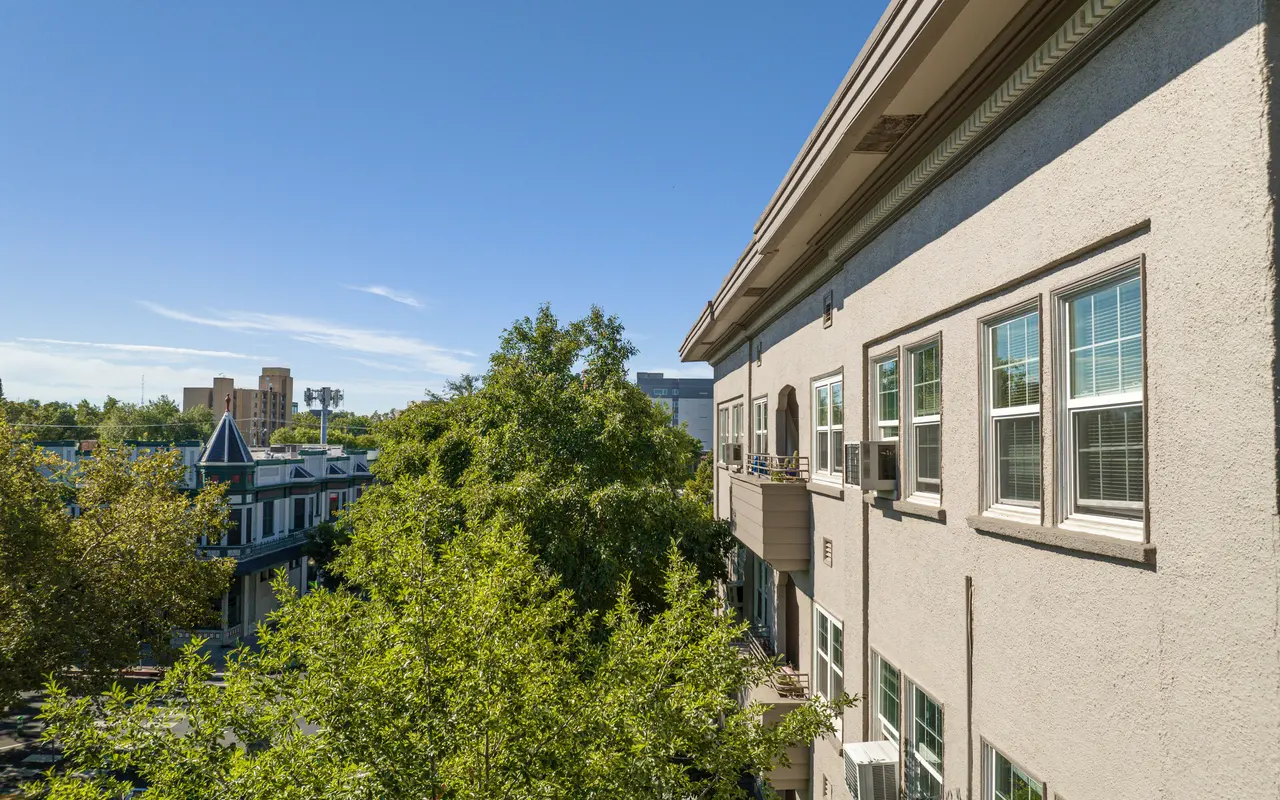 Casa del Rey and Courtyard - City, Urban, Neighborhood