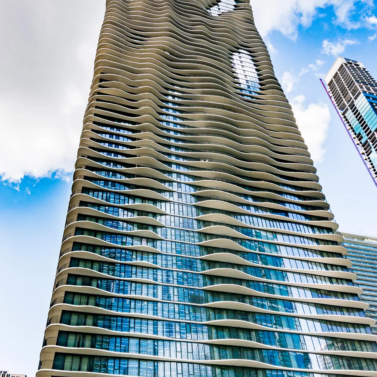 Aqua at Lakeshore East - Building