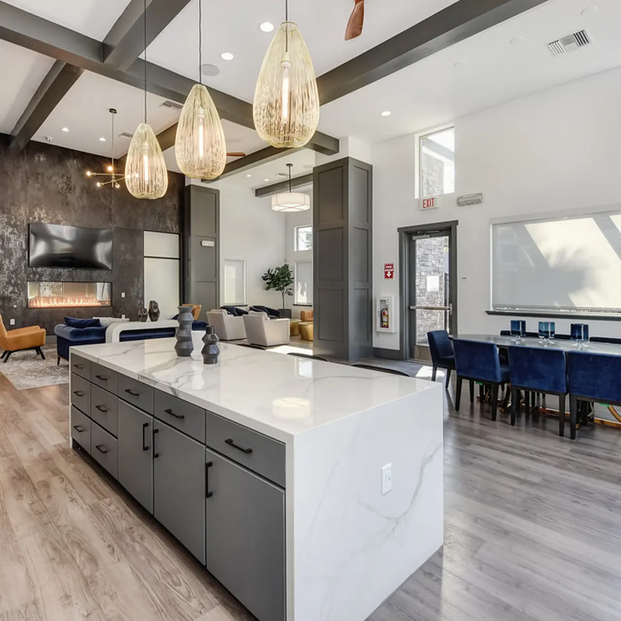 Gateway Station - Building, Room, Flooring