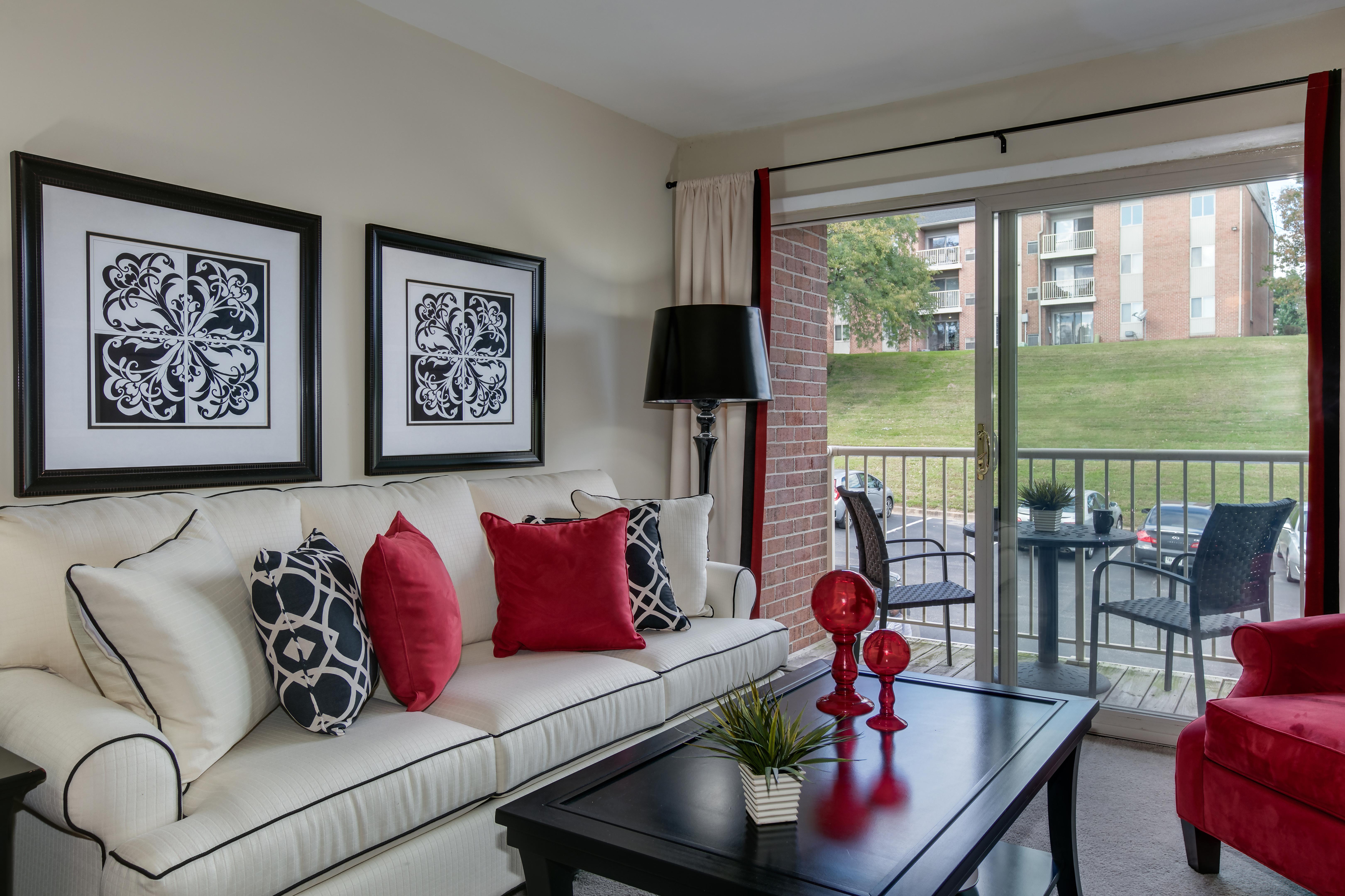Ridgeview Ridgeview - Couch, Home Decor, Living Room