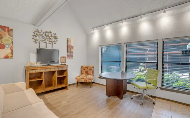 Wildwood Apartments - Flooring, Furniture, Interior Design