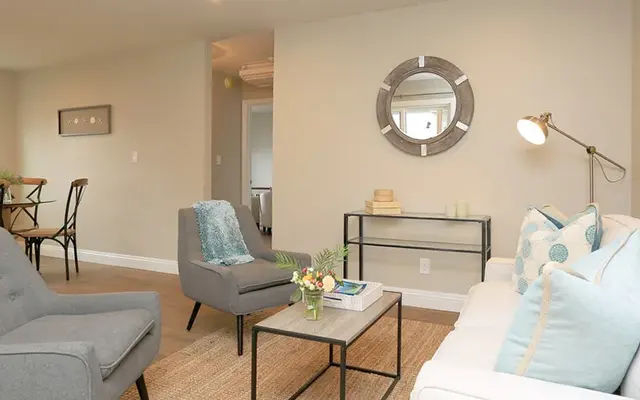 Edge at Howarth Park - Room, Chair, Table