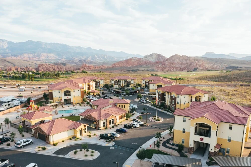 Retreat at Sky Mountain - Building, Suburb, Outdoors