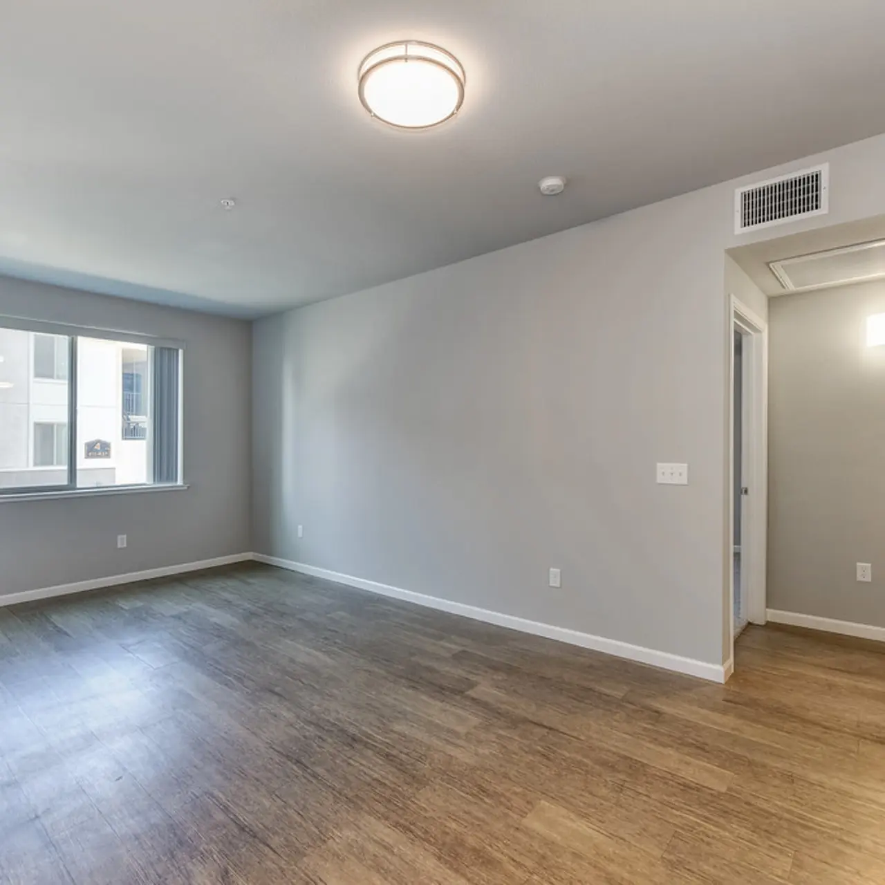 Gateway Station - Building, Room, Flooring