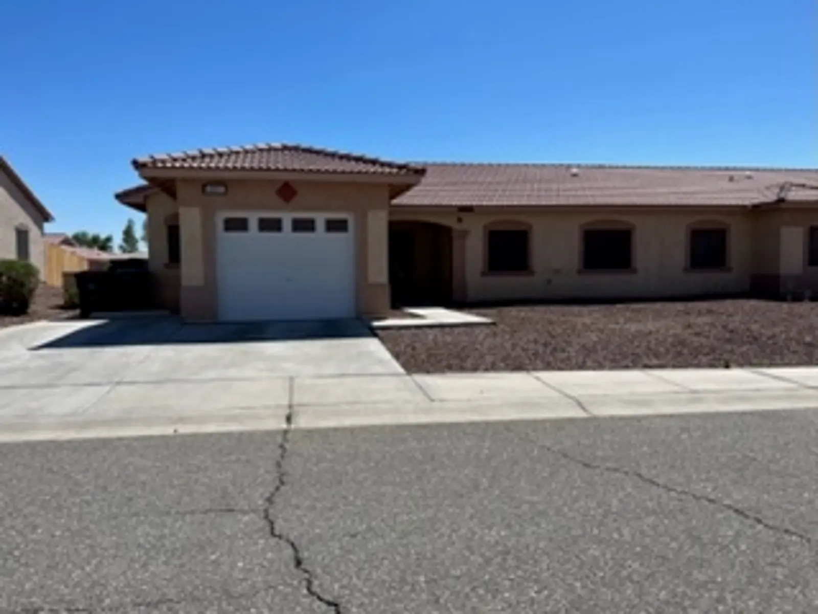 Desert Oasis Communities Desert Oasis Communities - Road, Tarmac, Neighborhood