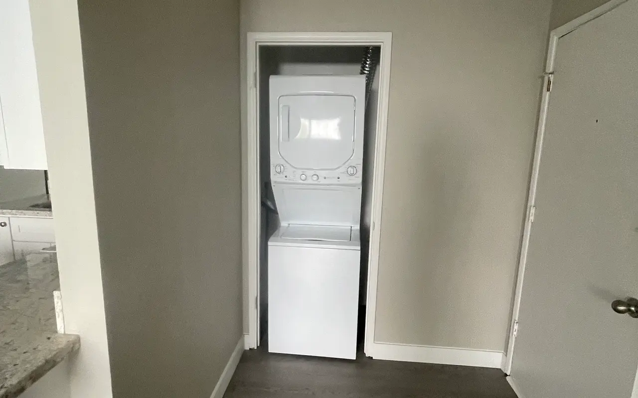 Magnolia Court Apartments - Floor, Flooring