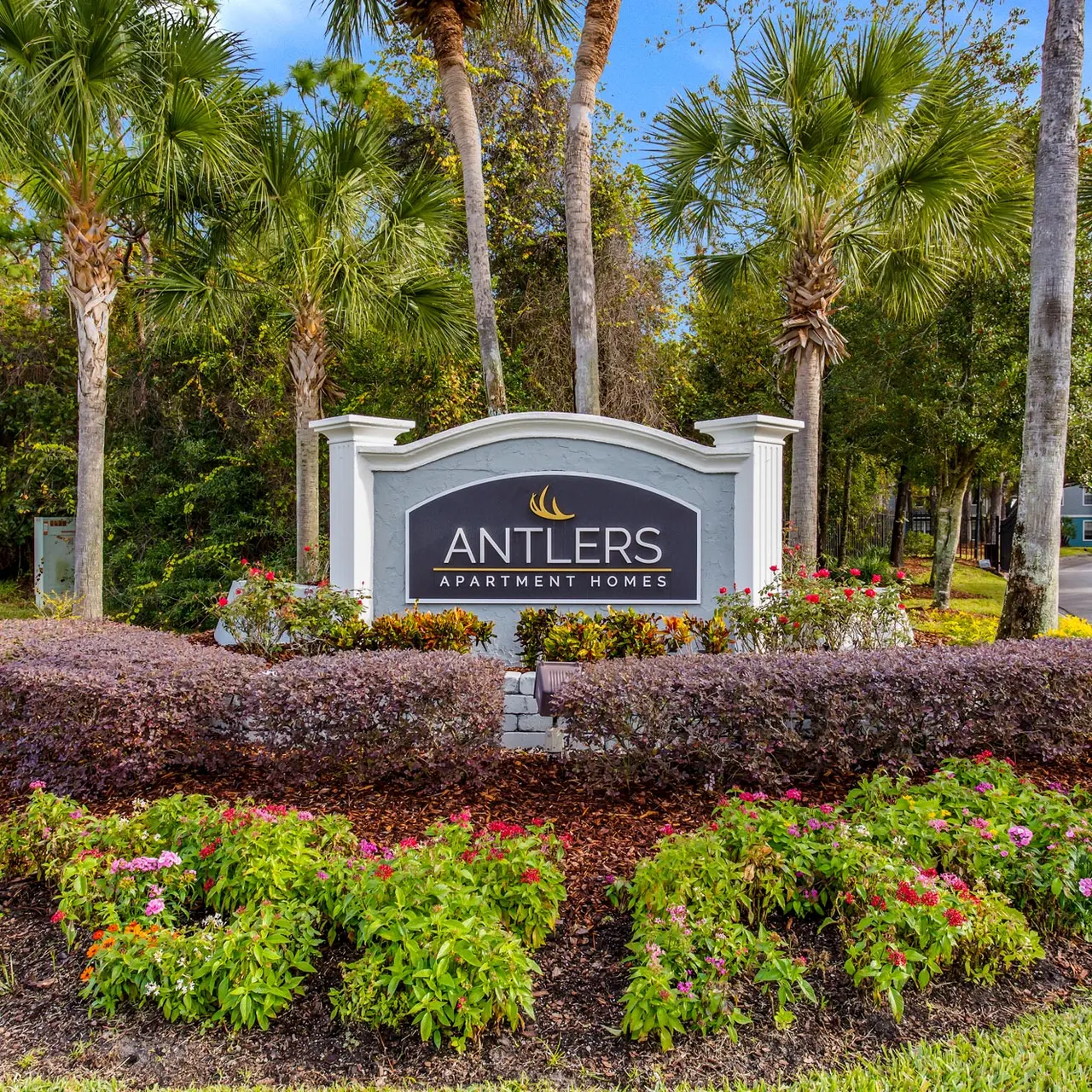 antlers entrance sign