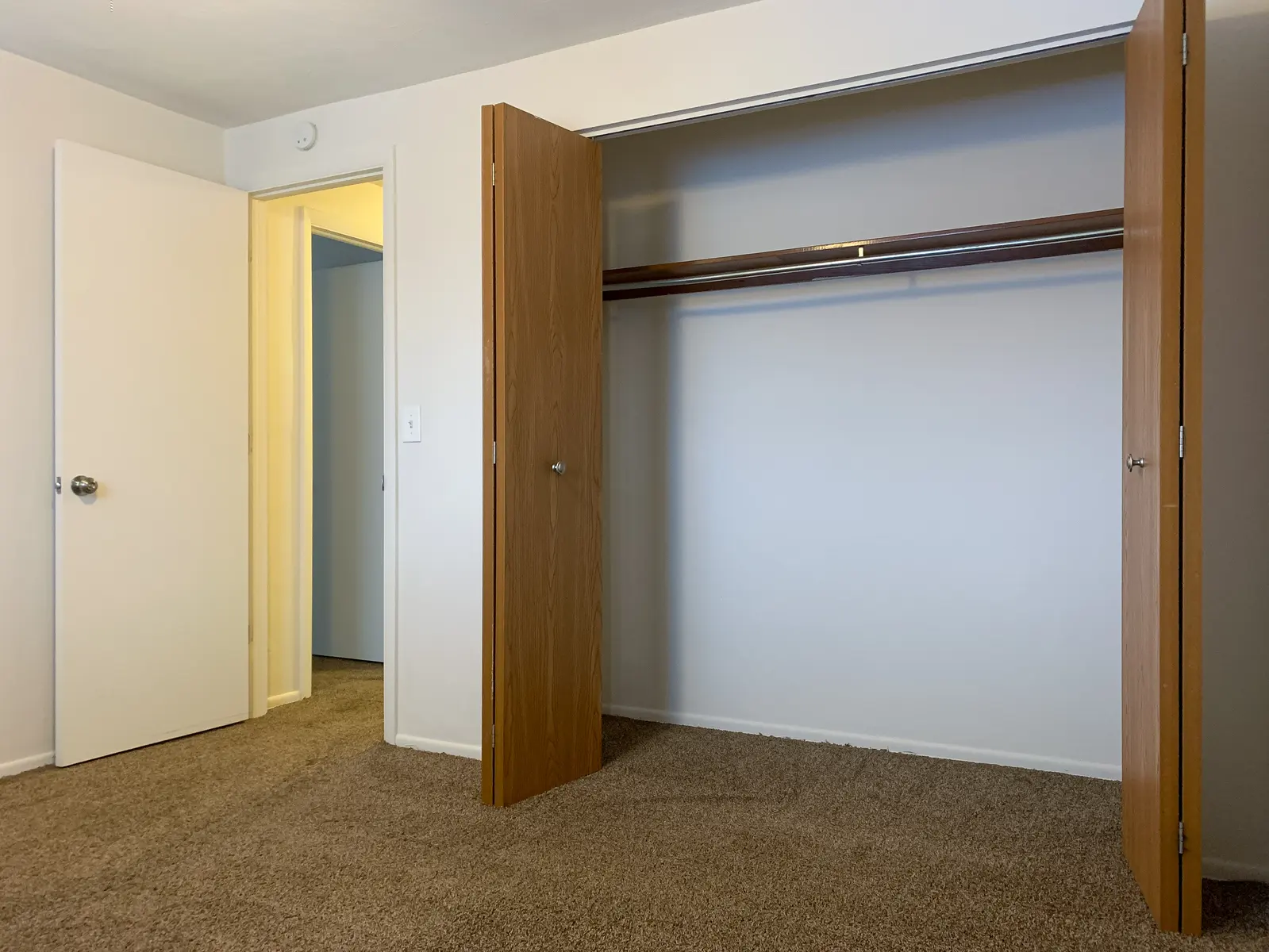 Nantucket - Corner, Indoors, Interior Design