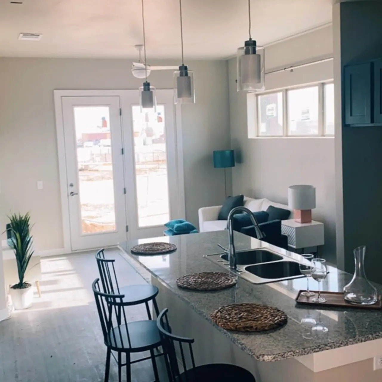 The Curve Moore The Curve Moore - Room