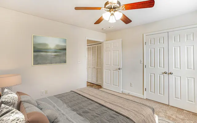 Church Street Apartments - Corner, Ceiling Fan, Device