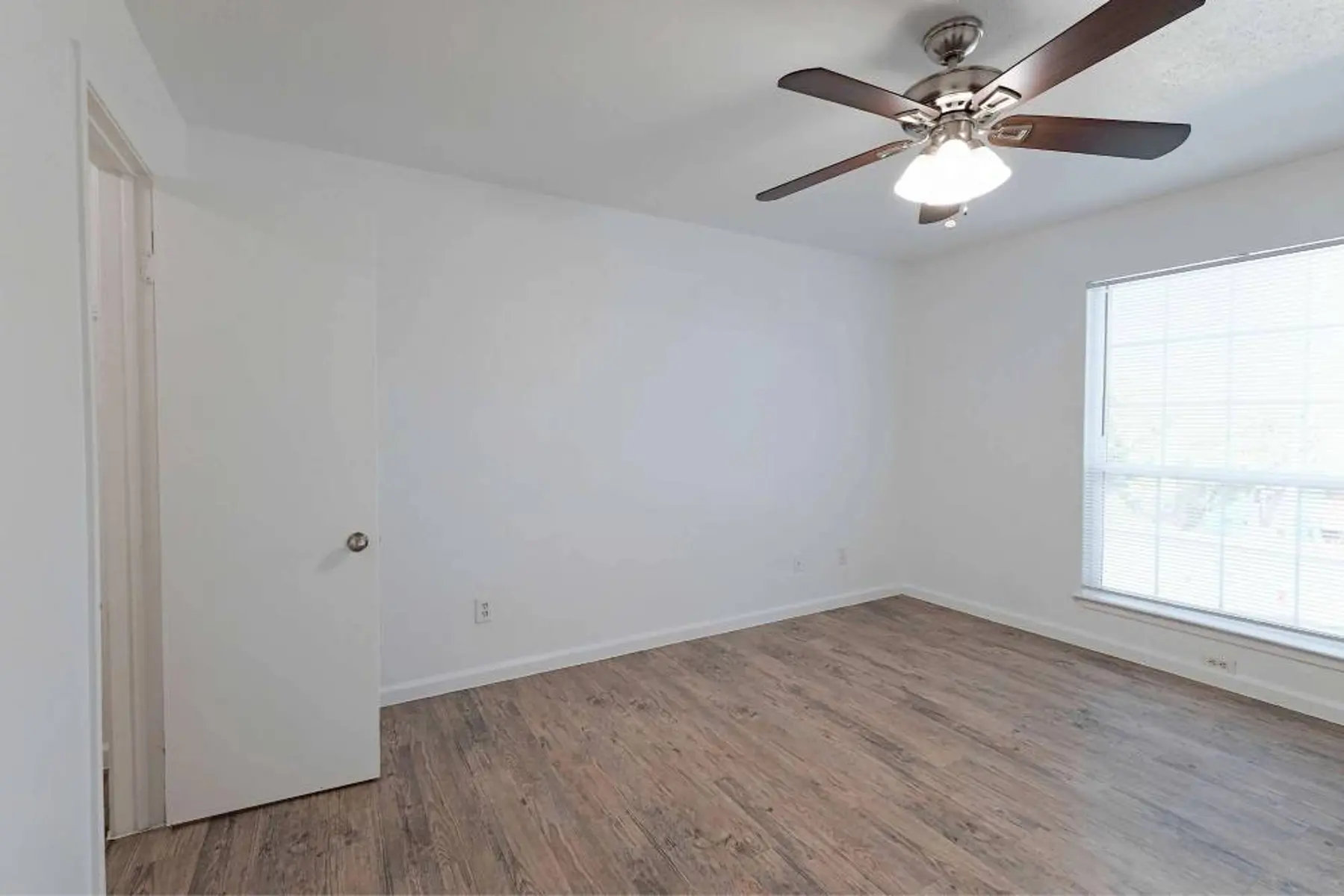 p2527064_Lexington_Hills_2bed_1bath_A_14_2_FloorPlan.jpg