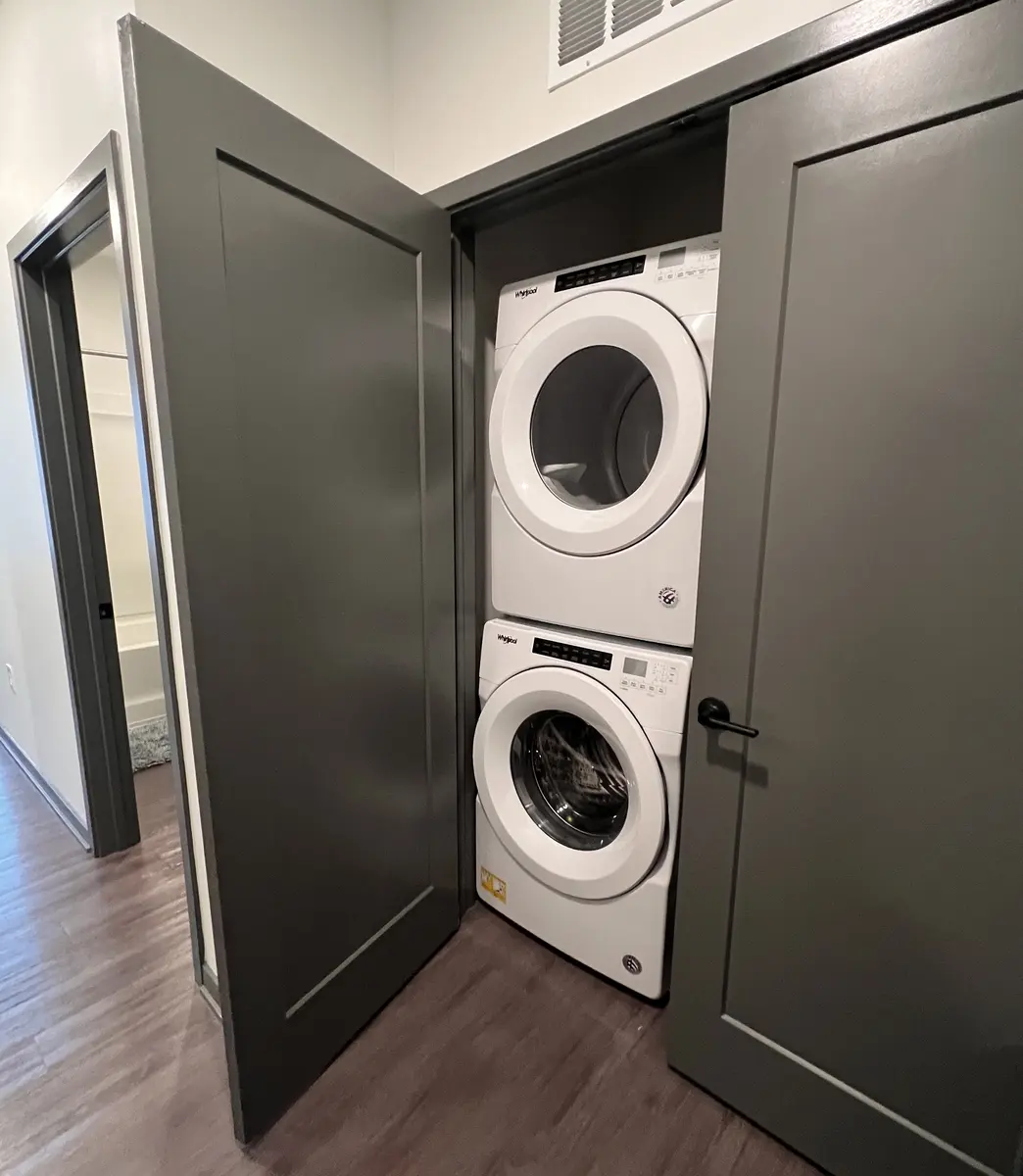 Signature - Laundry