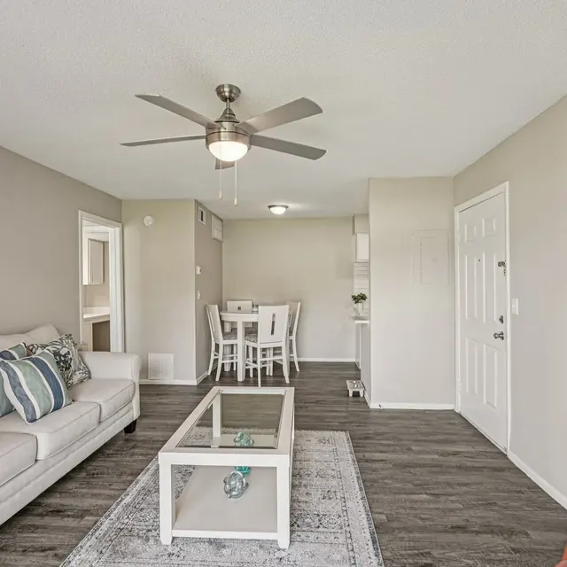 7-web-or-mls-Center Rd-S2607-007.jpg