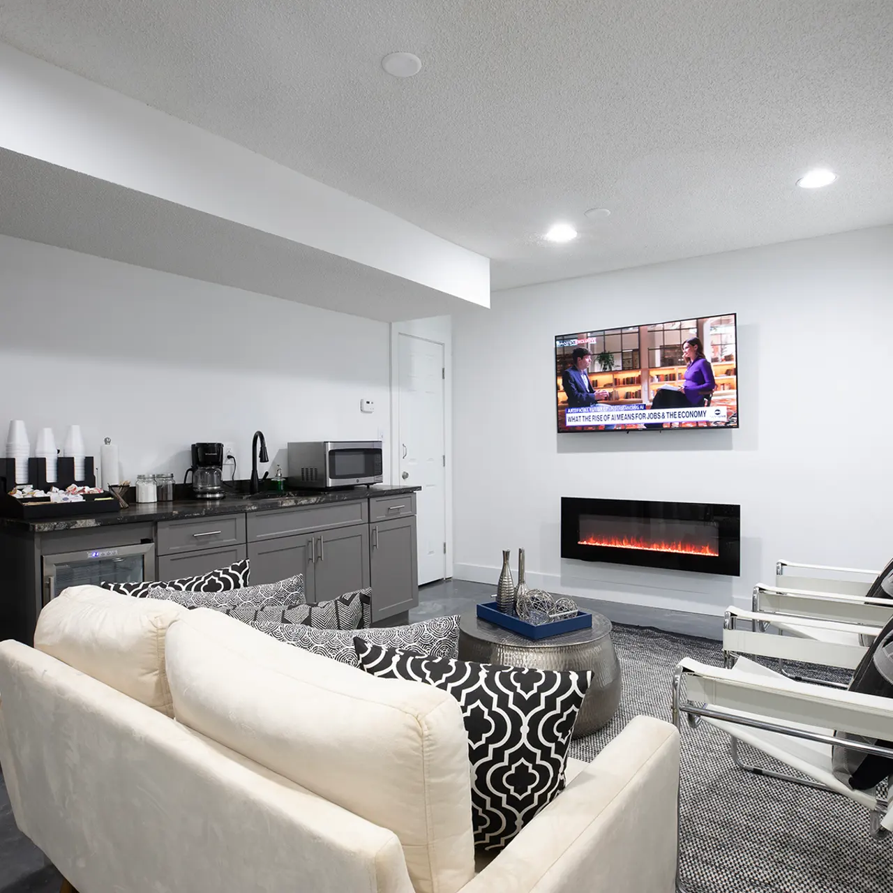 16- Westshore Crossing, Tampa, FL 33603.jpg