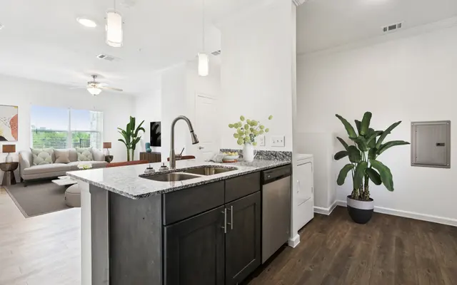 67-print-6816 Boyce Ln-Unit 07-S1607-008 VS.jpg