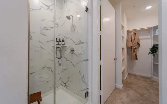 Co/Op Heights - Bathroom