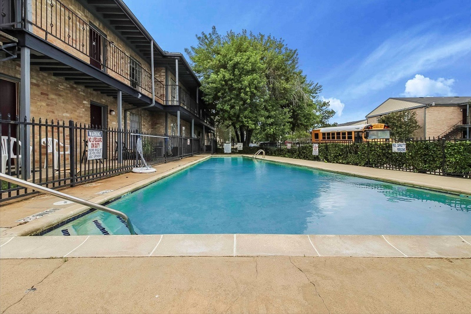 1 Bedroom Rental – 3901 Omeara Dr, Houston, TX, 77025