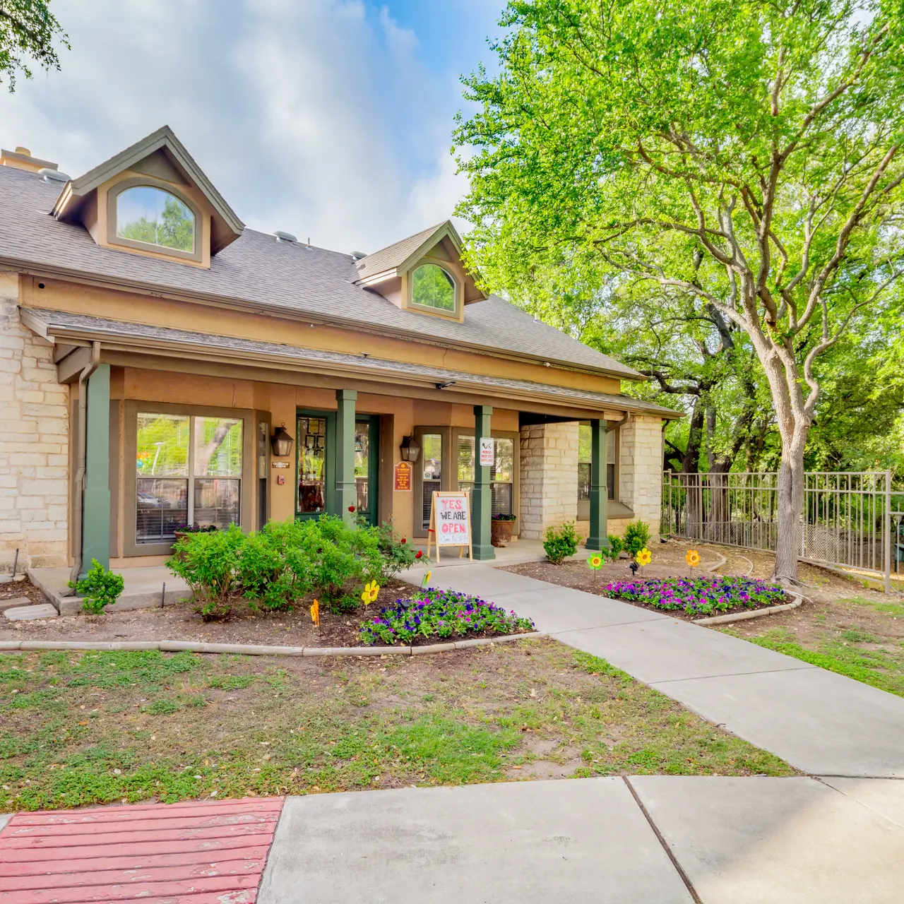 The Arboretum Apartments