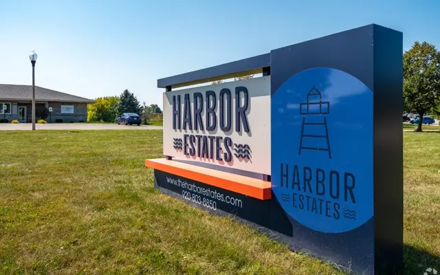 Harbor-Estates (Small).jpg Harbor-Estates (Small).jpg