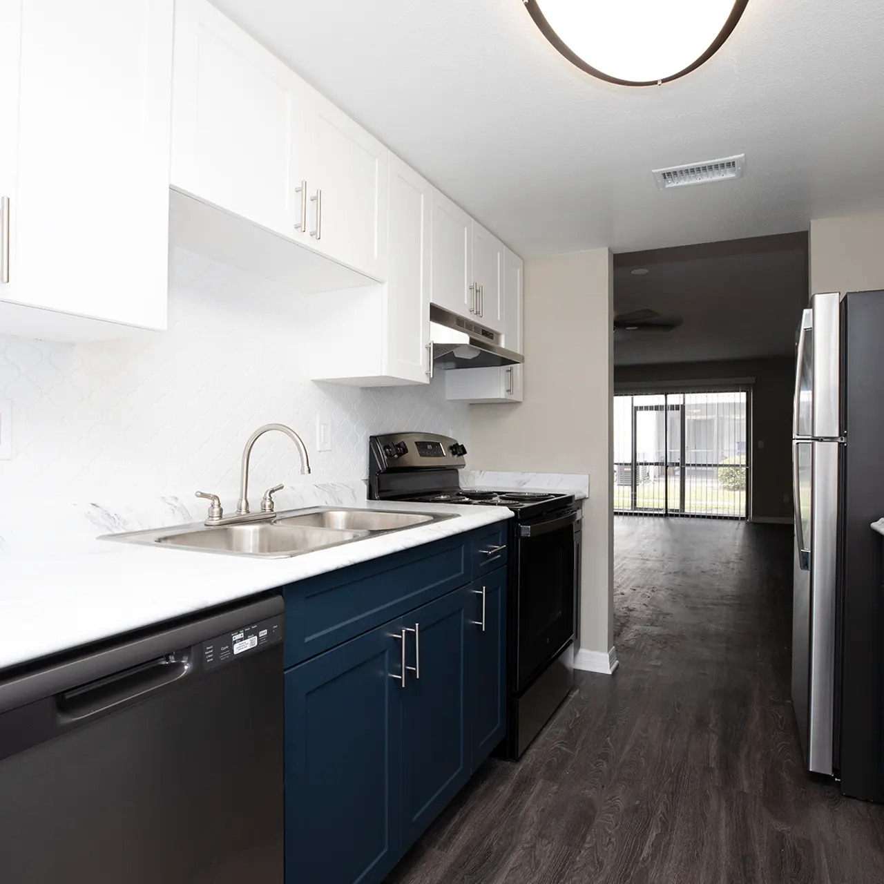 6- Westshore Crossing, Tampa, FL 33603.jpg