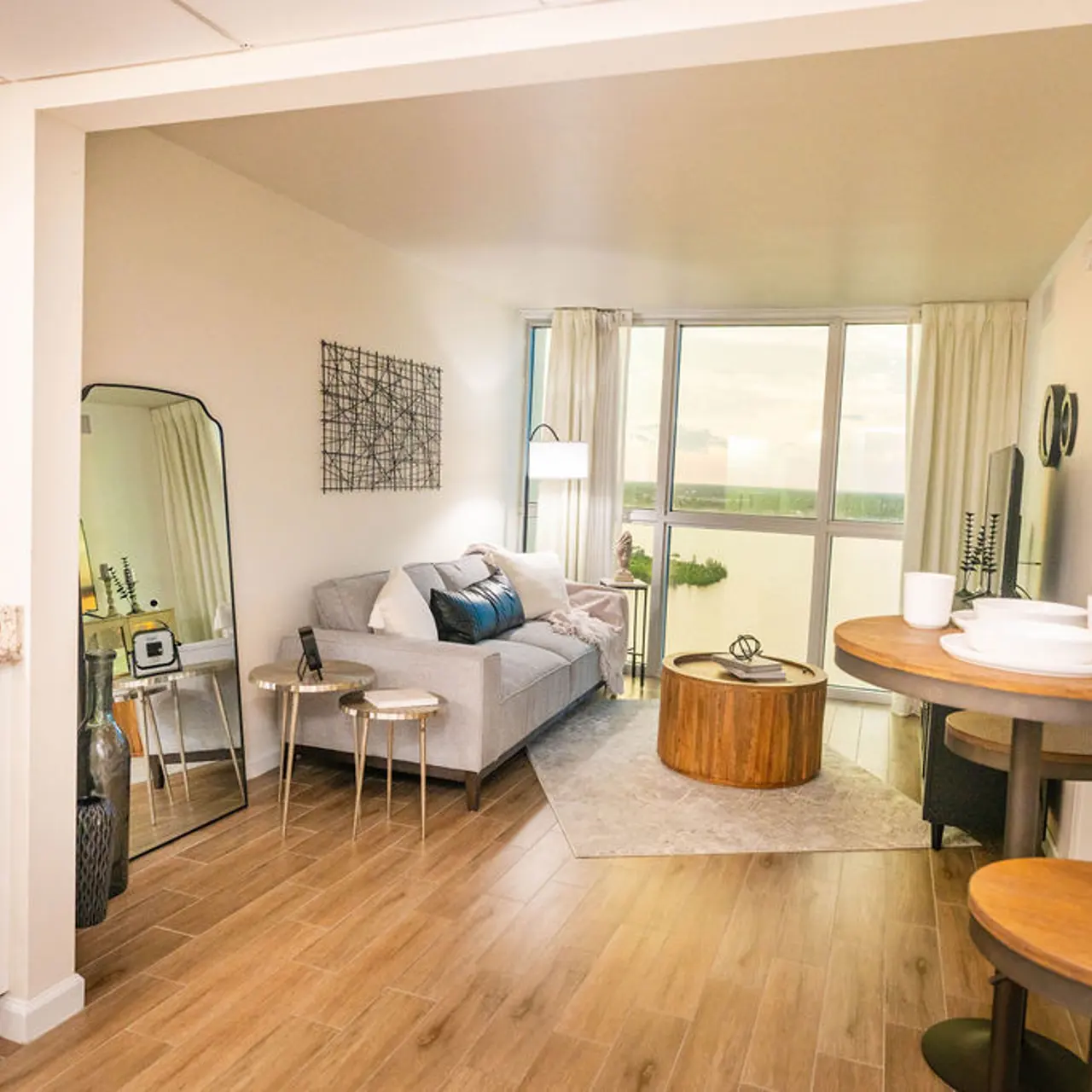 9- Edison Grand, Fort Myers, FL 33901.jpg