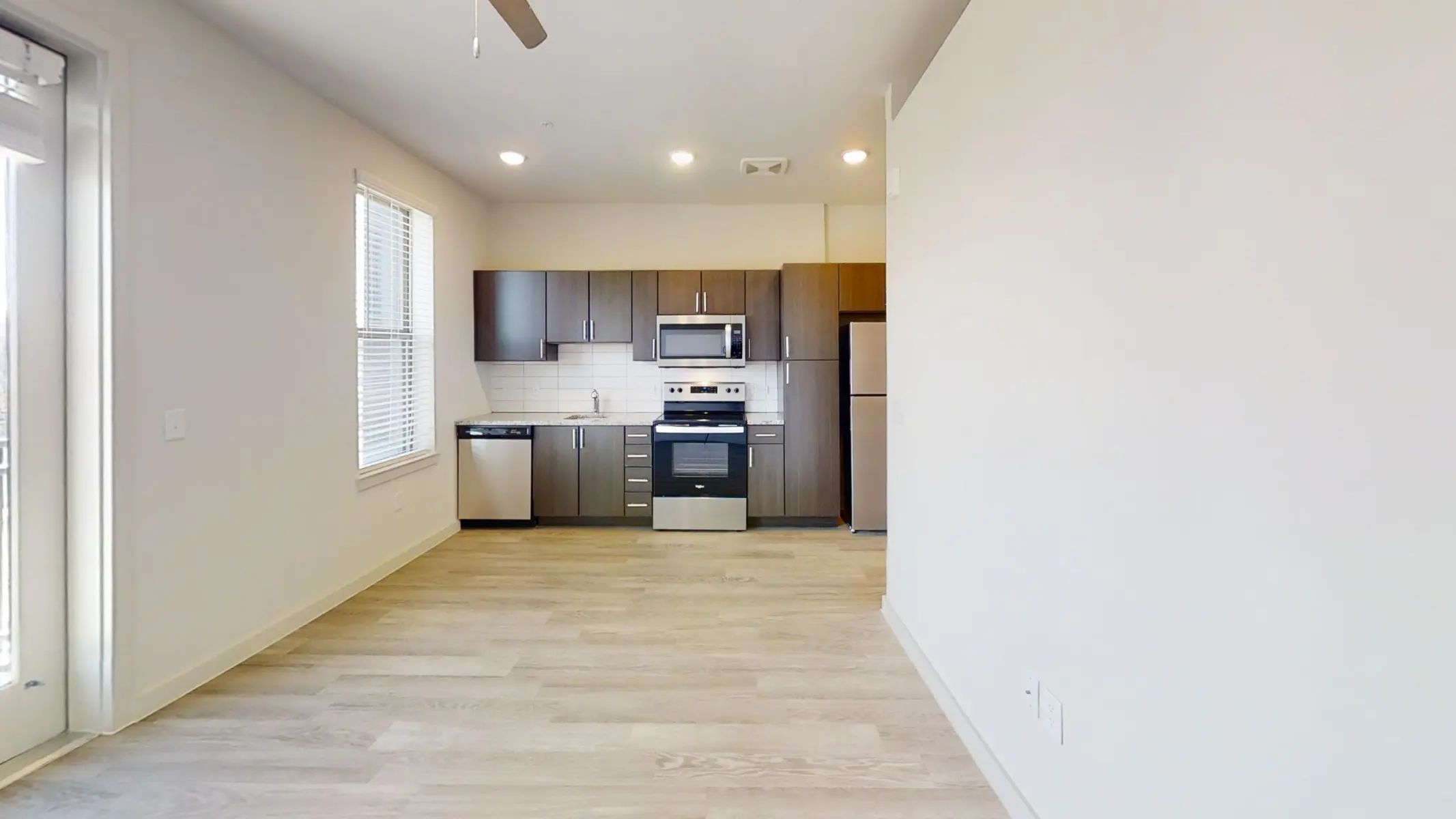 Bridge-at-Turtle-Creek-E2-Kitchen.jpg Bridge-at-Turtle-Creek-E2-Kitchen.jpg