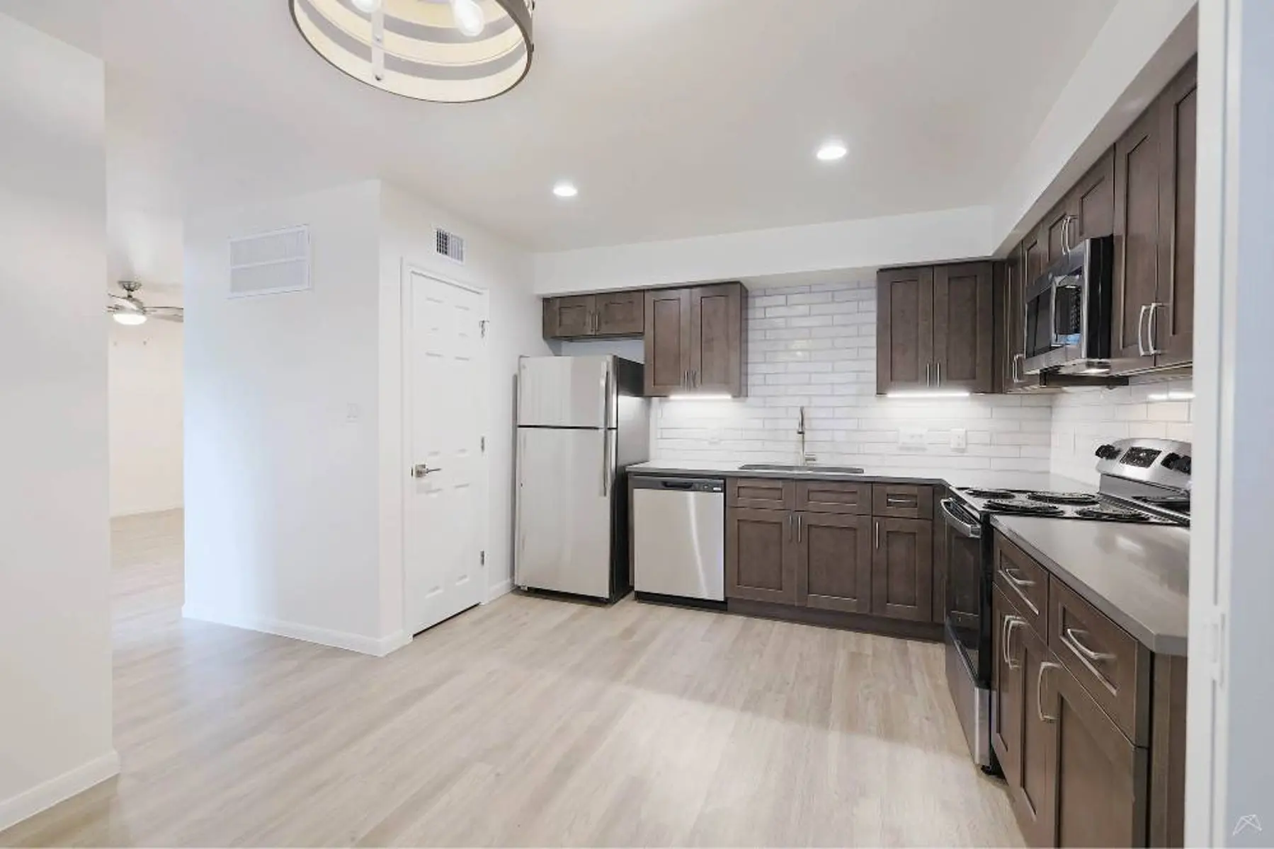 p2527061_Bridge_at_Bent_Tree_Two_Bed_Two_Bath9_2_FloorPlan.jpg