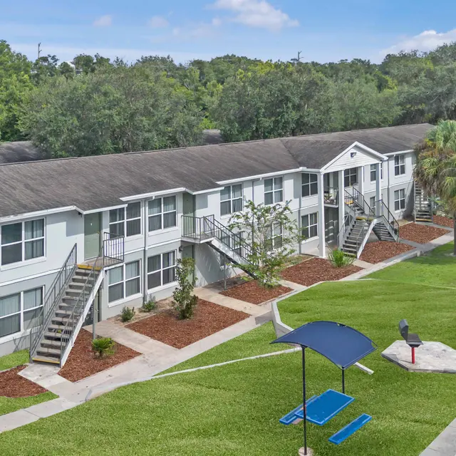 Oyster Creek - Exterior