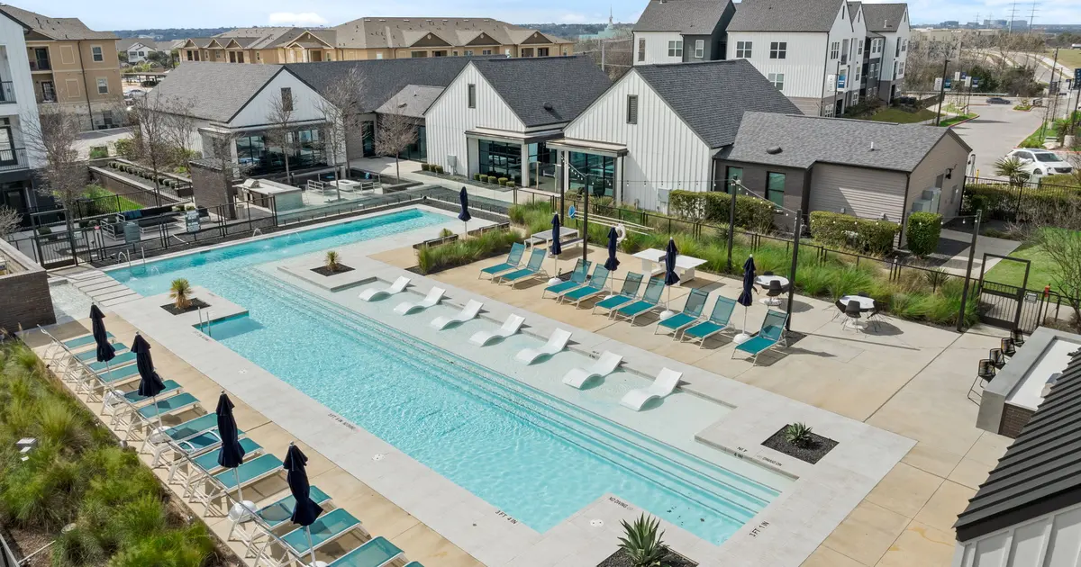 Lucent Apartment Gym