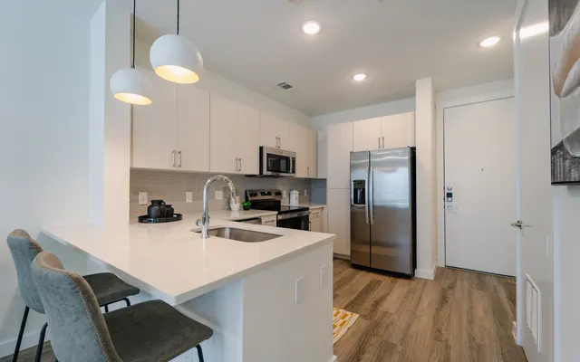 Co/Op Heights - Dining & Kitchen