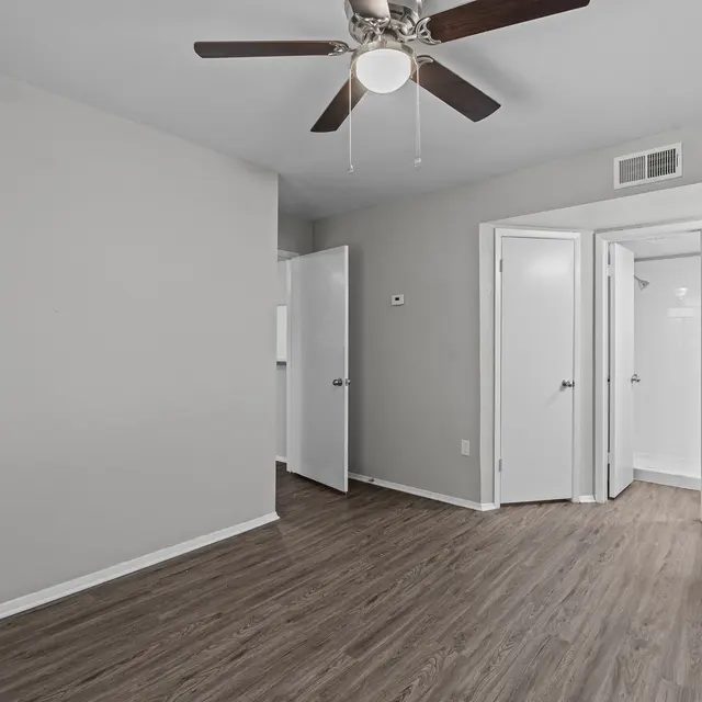 Holly - FP A2-Resized Small-14.jpg