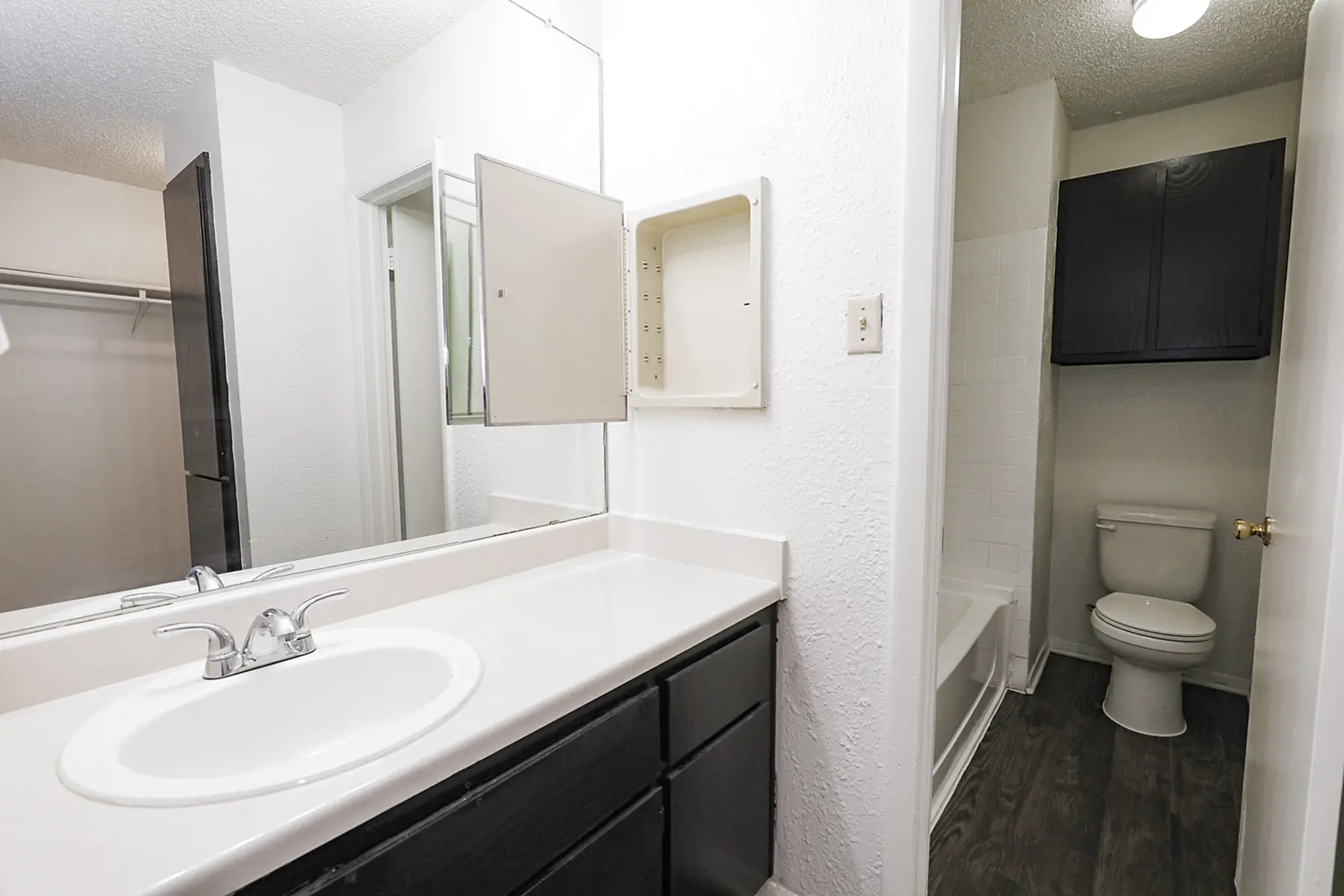 e59c0ff2-a791-4e91-8092-00d1480fe68a.jpg e59c0ff2-a791-4e91-8092-00d1480fe68a.jpg