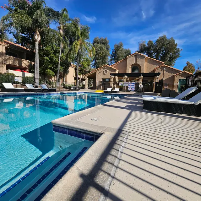 Summerwind Apartments - Pool