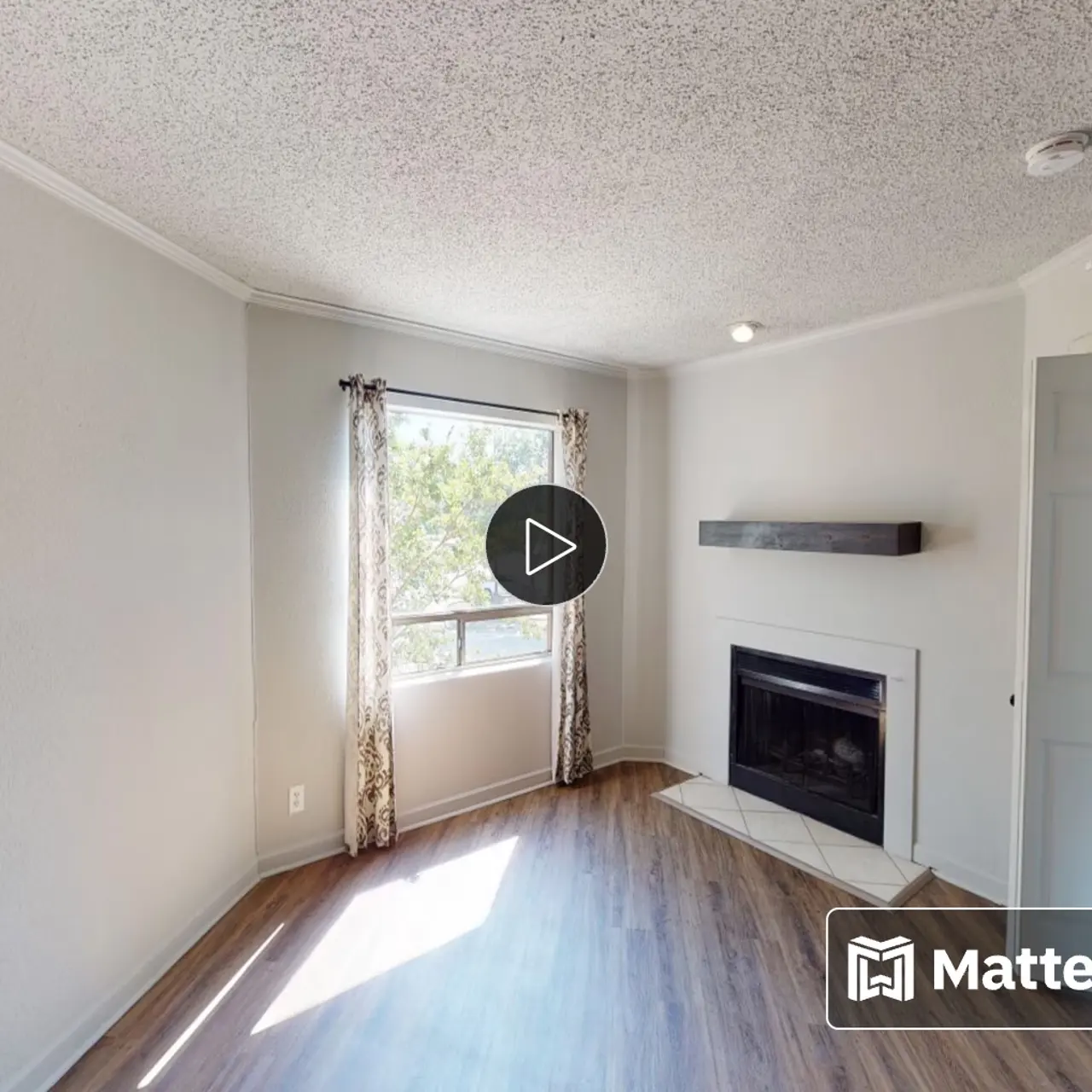 1 BR, 1 BA - 577 SF Virtual Tour