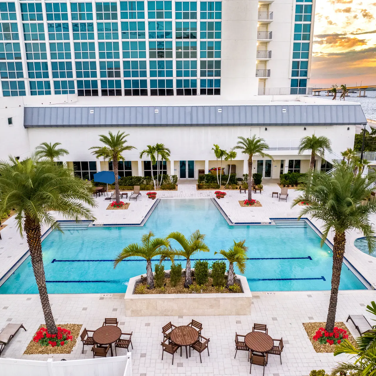 21- Edison Grand, Fort Myers, FL 33901.jpg