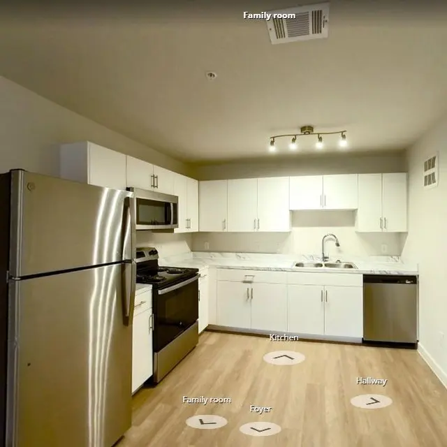 Virtual Tour 2x2-Empty 2