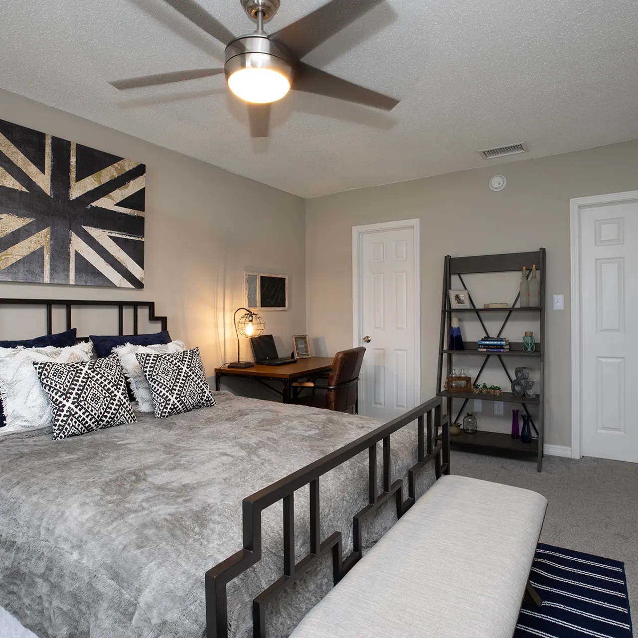 4- Westshore Crossing, Tampa, FL 33603.jpg