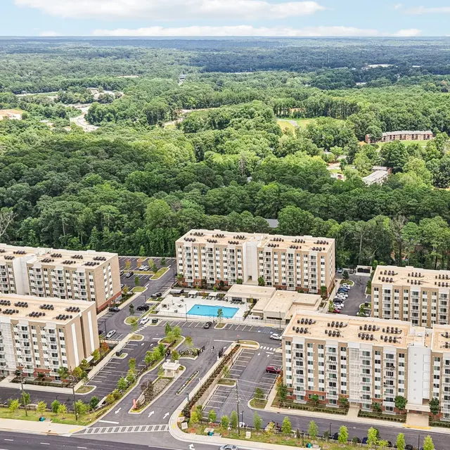 Resia Willows Apartments in Decatur GA  (42).jpg