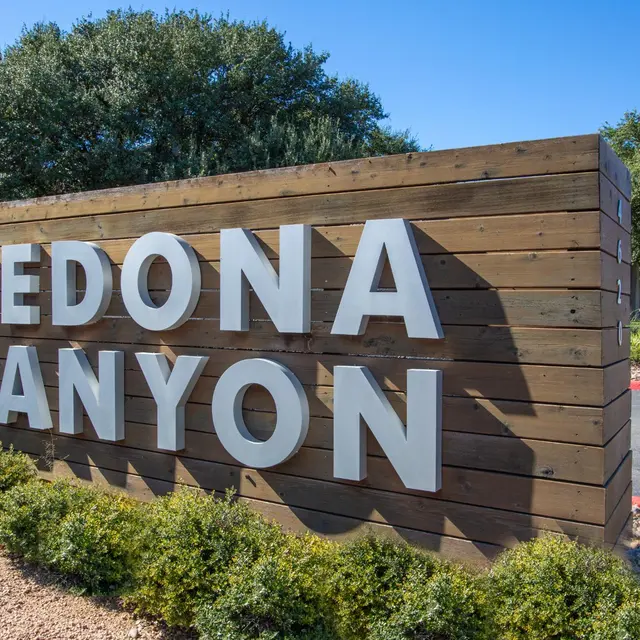 Sedona canyon, Community, Entrance