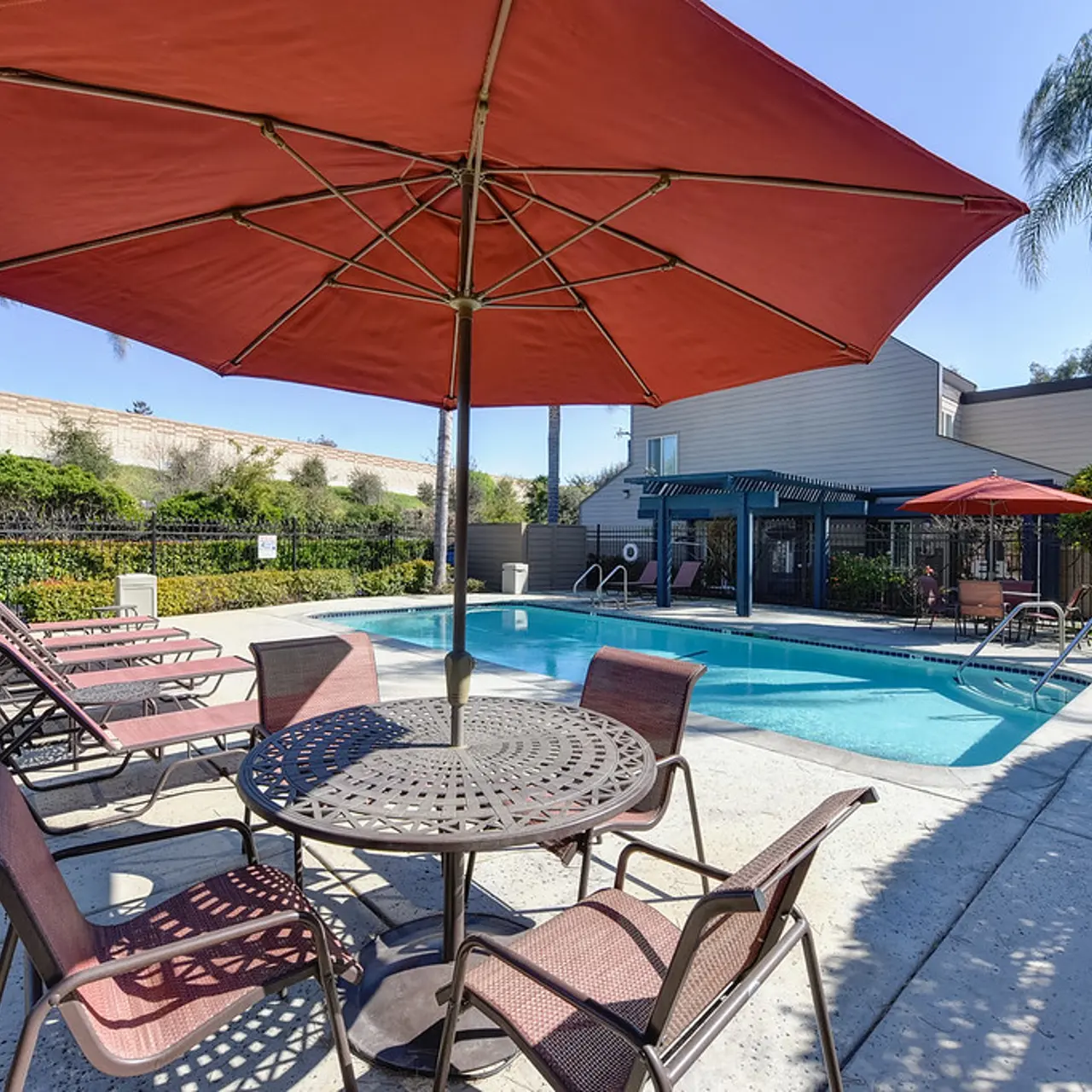 Lincoln Village West