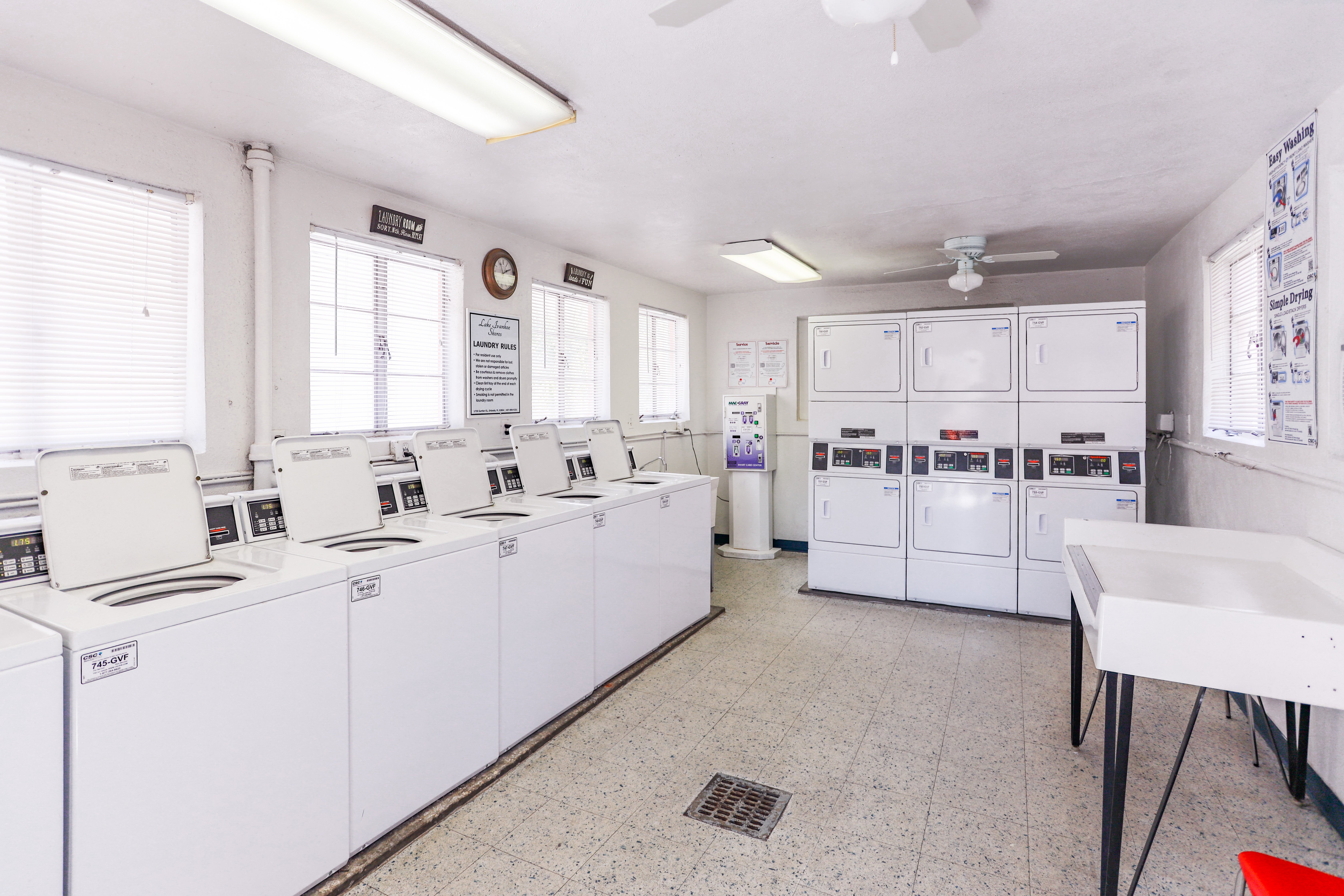 Lake Ivanhoe Shores Apartments Lake Ivanhoe Shores Apartments - Appliance