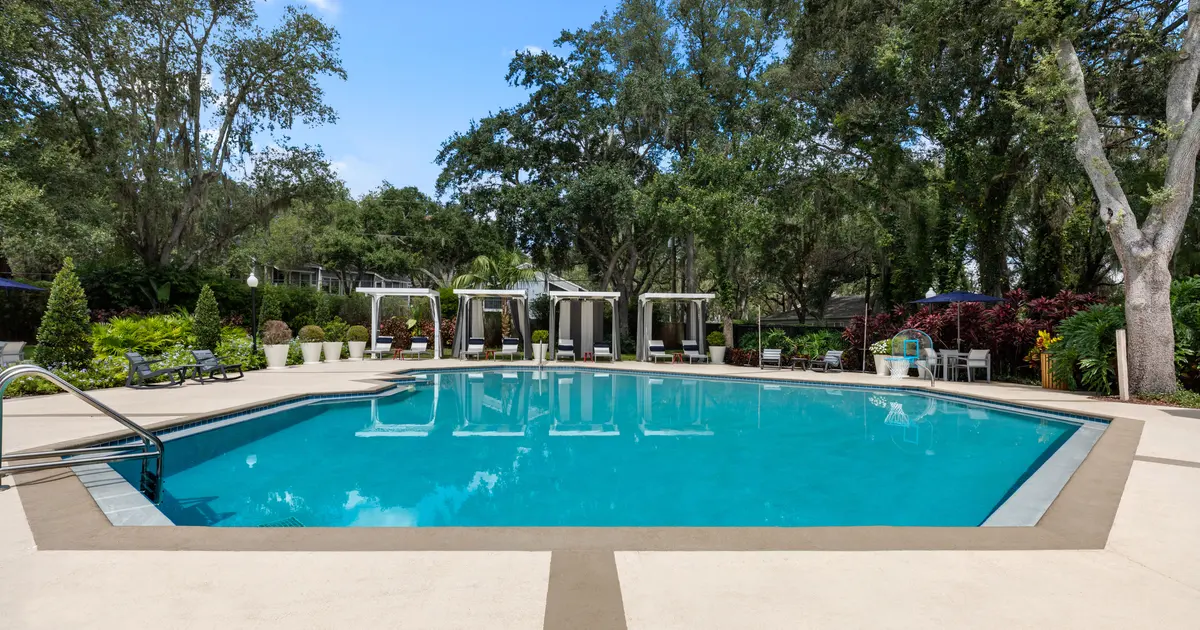 Eagles Point at Tampa Palms Apartments