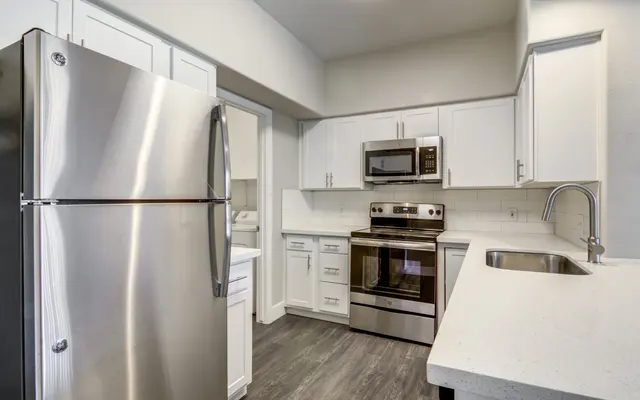 fully equipped kitchen of apartment for rent in Phoenix - Refrigerator, Appliance, Room